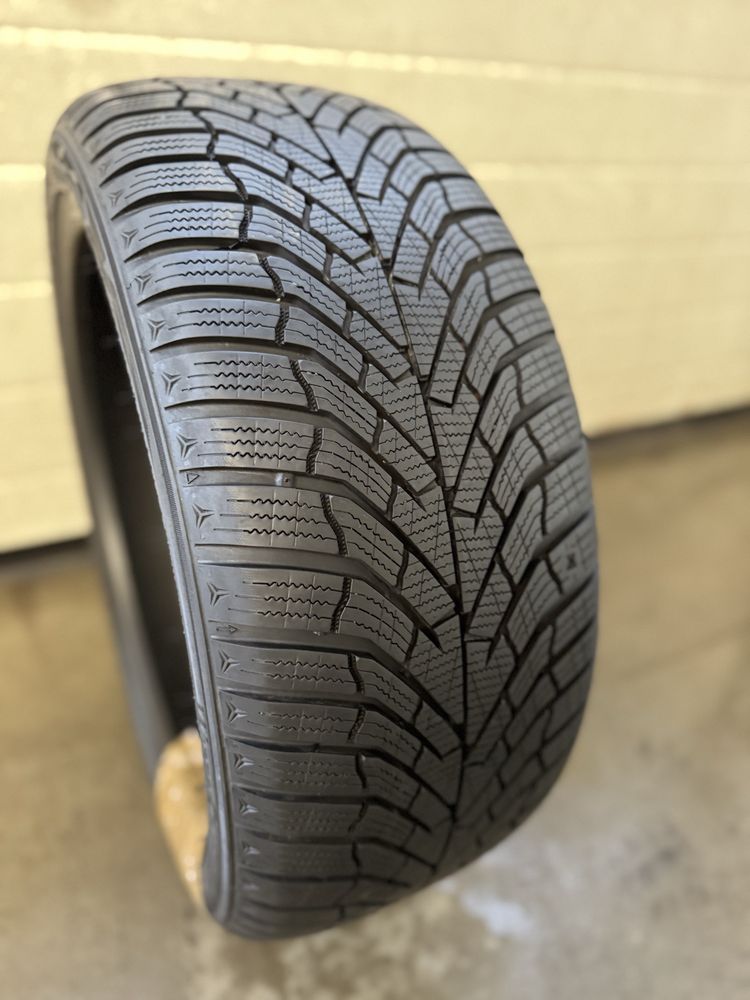 Opona zimowa Kumho Wintencraft WP52 235/40R18 7,4mm Dot 1523