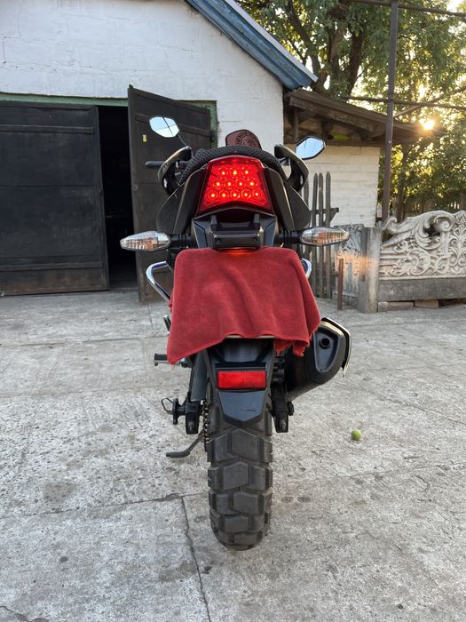 Модель LF200-10В повна маса 296 маса без навантаження 137