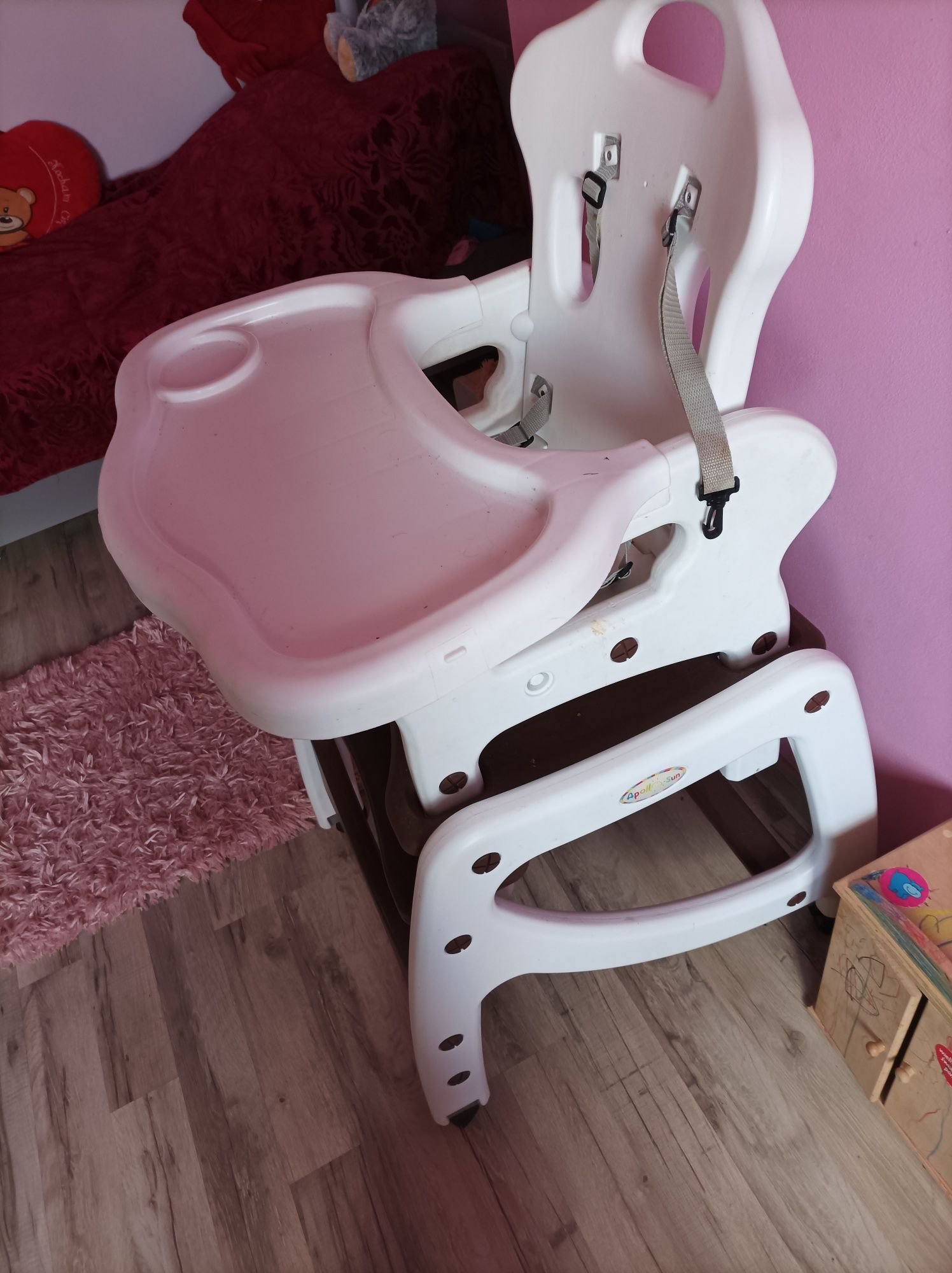Krzesło do karmienia dla dziecka