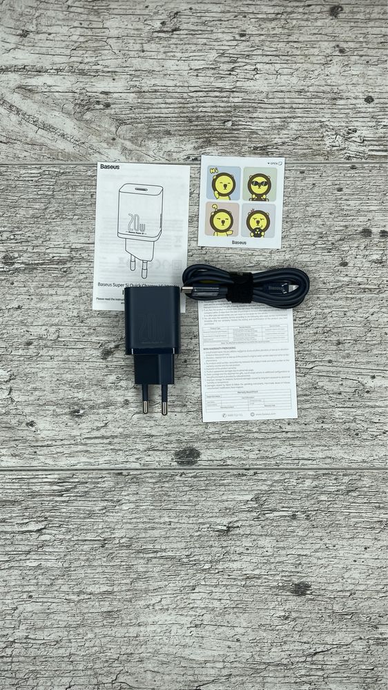 Зарядний пристрій для Айфон 8-14 for Iphone charger Baseus 20w