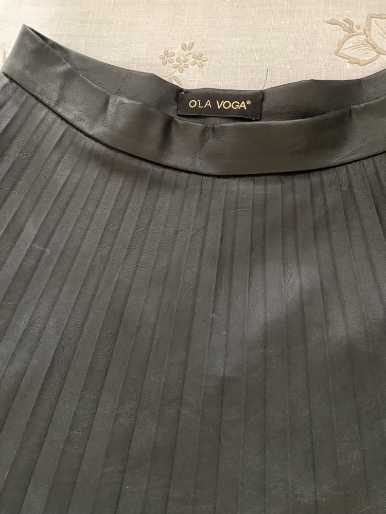 Plisowana MIDI o’la voga rozm. S