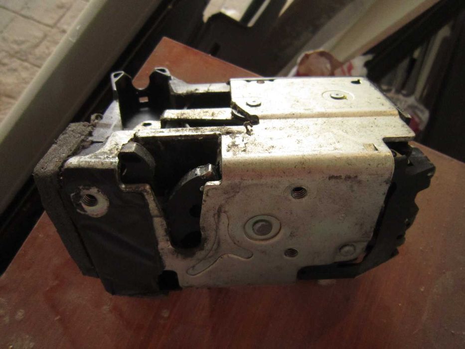 Portas/tampas de mala/fechaduras Seat, VW, Audi A6,Peugeot,Leon,Polo