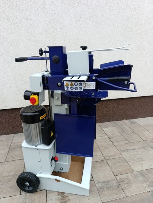 Wynajmę łuparkę do drewna 8 ton 230V