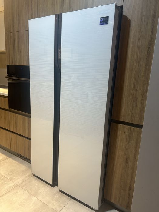 Lodówka z zamrażarką side by side Samsung