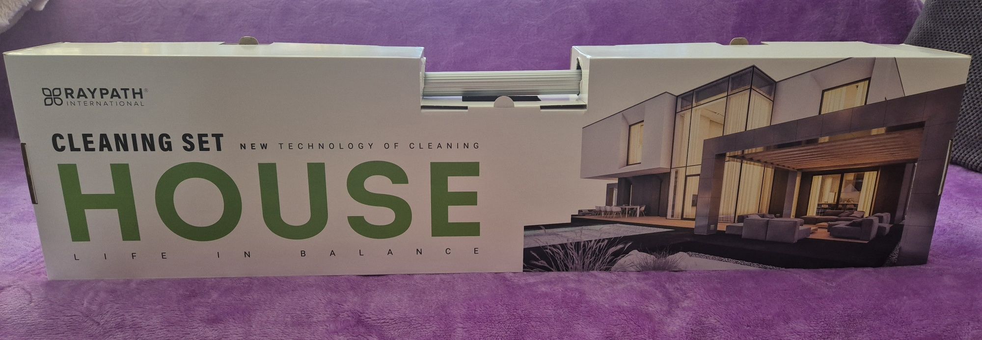Zesraw  Raypath  Hause 2025.
