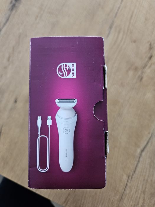 Maszynka do golenia damska na sucho I mokro