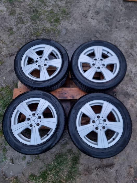 4x Felgi aluminiowe Mercedes 5x112 16" z oponami letnimi 205 55r16 Han