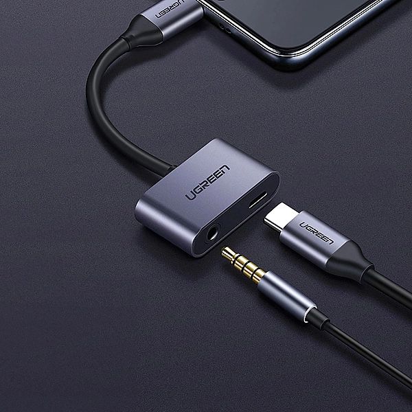 Adapter Ugreen CM193, 50596 audio dwuportowy USB-C (męski) - mini jack