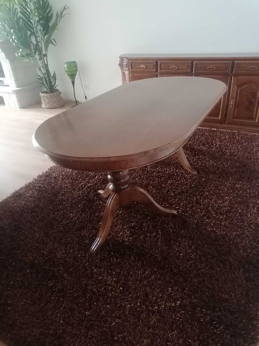 Mobília sala de jantar em excelente estado