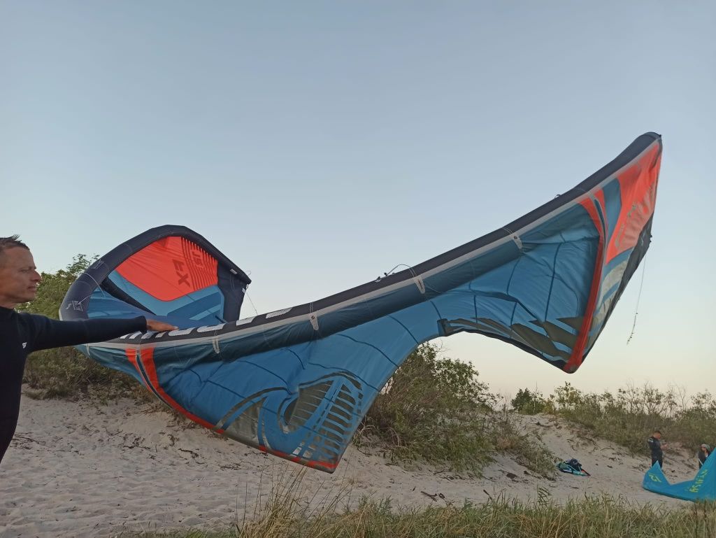 Latawiec kite Cabrinha FX 12m