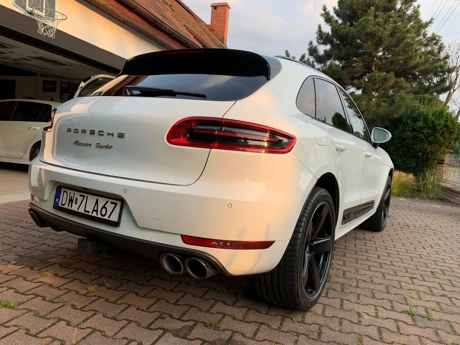 Porsche Macan Porshe Macan Turbo