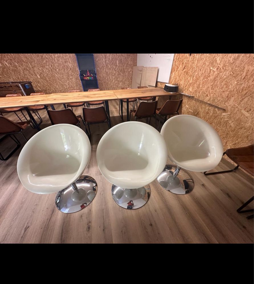 Vendo três cadeiras 35€ CADA CADEIRA