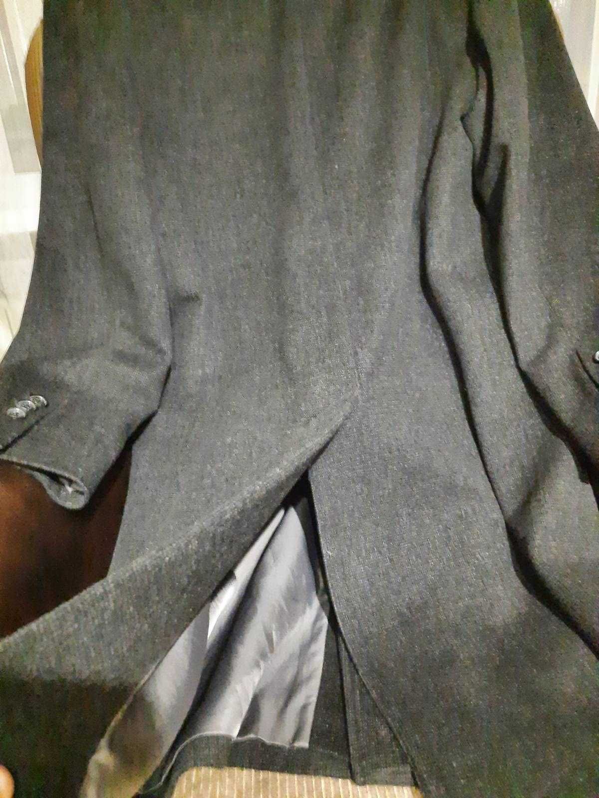 Классическое мужское пальто р.52