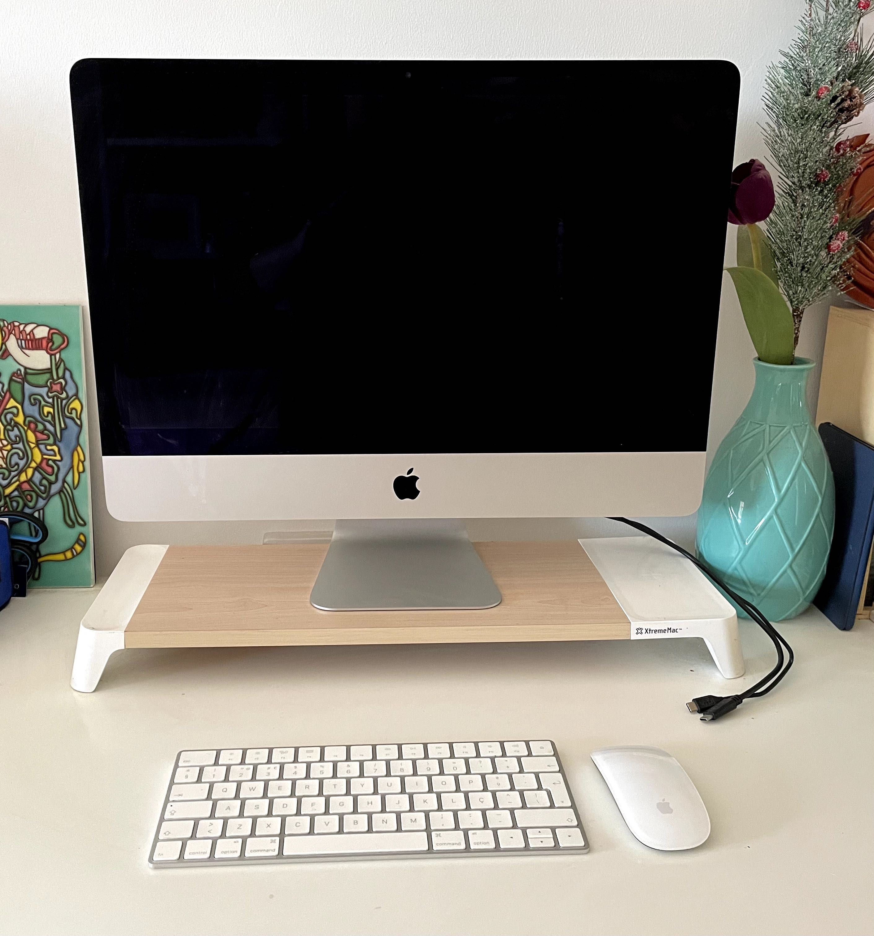 iMac 21.5" (final 2015), retina4k, 3.1Ghz i5, 8GB RAM + teclado + rato