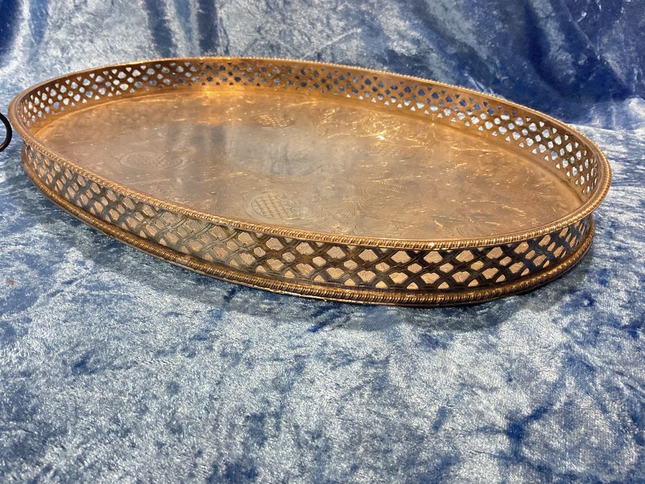 Bandeja comprida com 41 cm 27,5 cm  casquinha inglesa