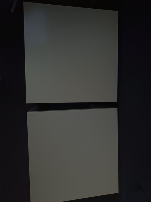 Ikea Trofast szafka ścienna plus Ikea Lack dwa stoliki