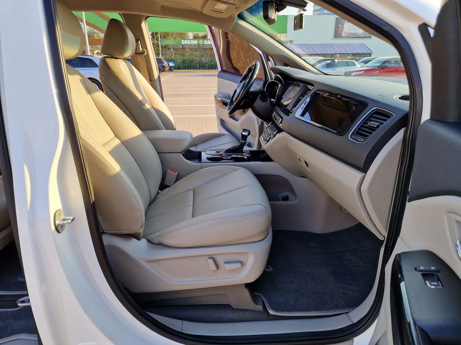 Kia Carnival NOBLESSE