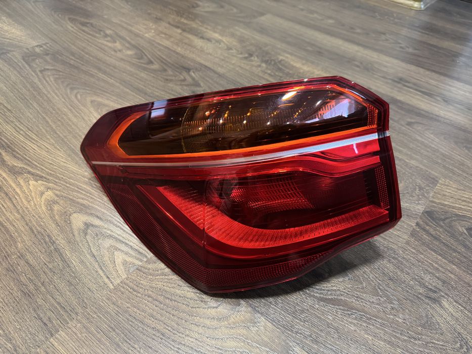 Фара задняя внешняя левая BMW X1 F48 2015-