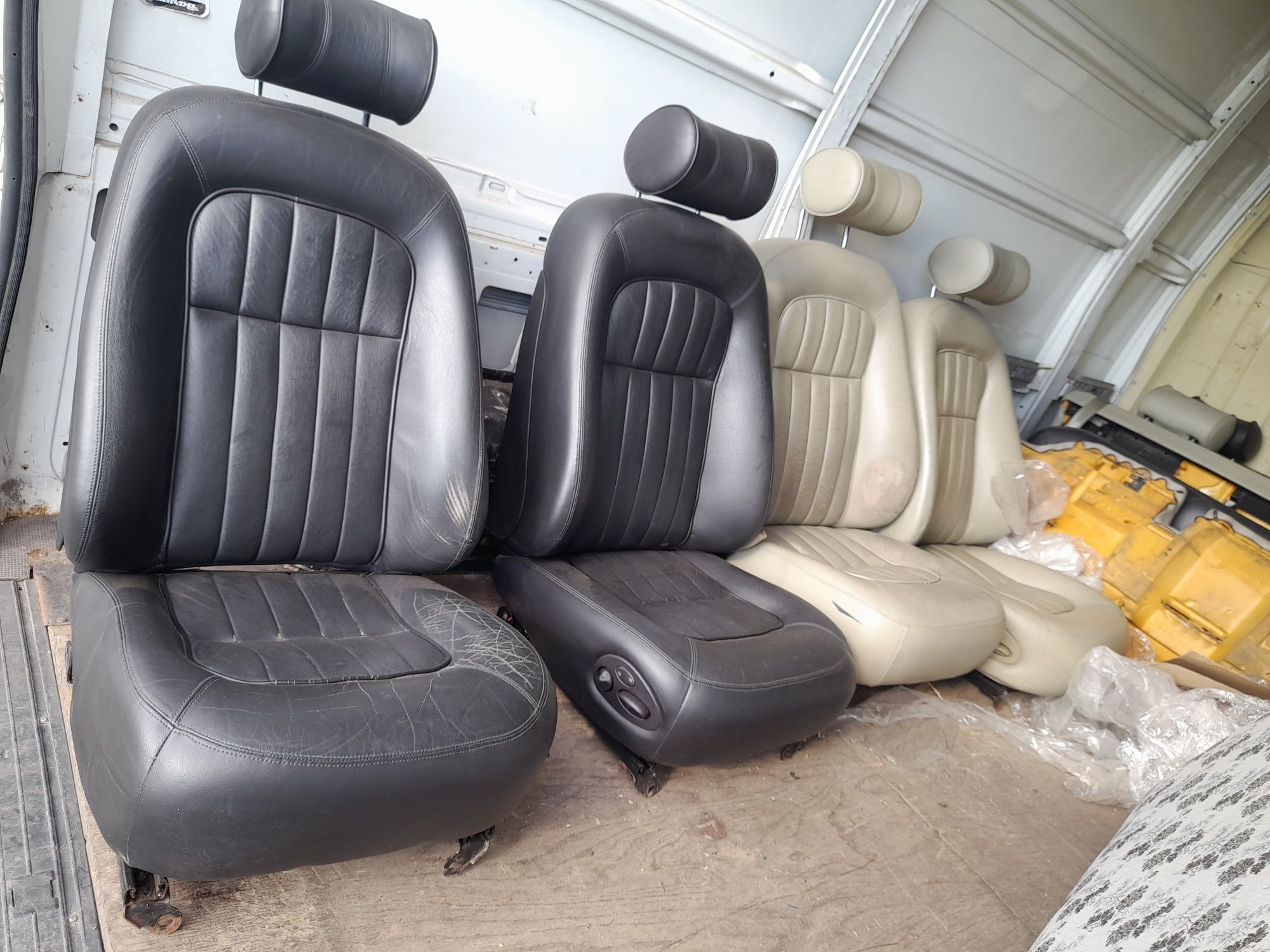 Fotele wnętrze środek do Jaguara x300 x308