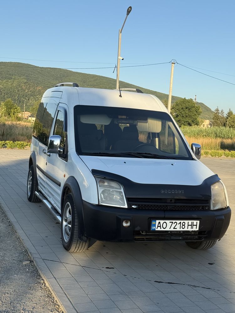 Автомобіль Ford Transit Connect