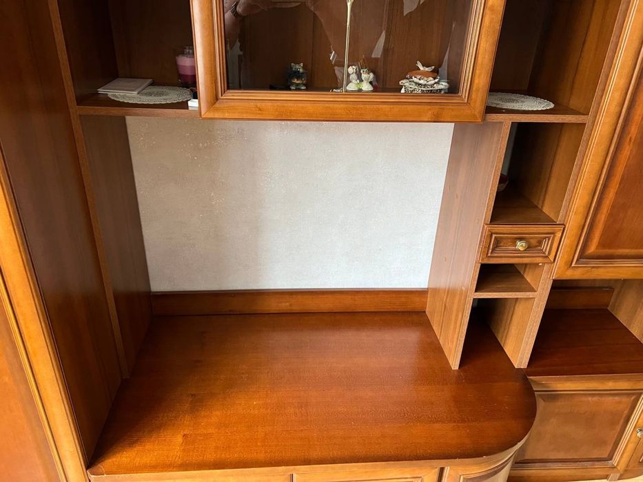 Стінка, натуральне дерево