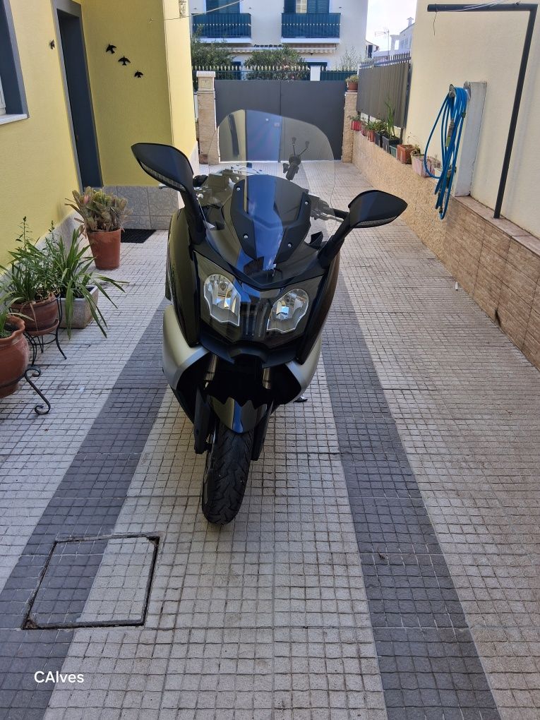 Vendo scooter BMW C650GT