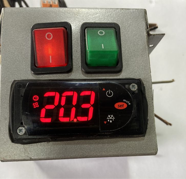 Carel PJEZC00000 Sterownik,regulator temperatury,termostat
