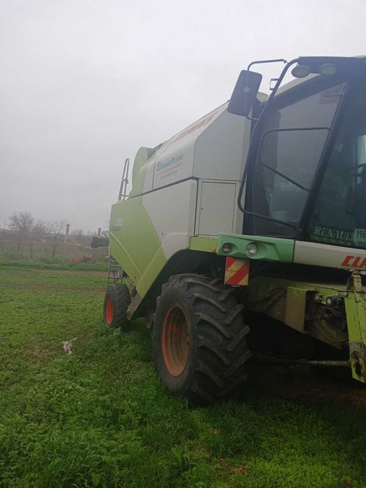 Комбайн Claas Tucano 320