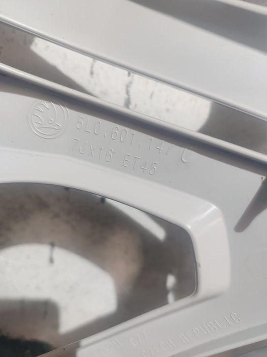 Kołpaki OE Skoda Yeti 16 "