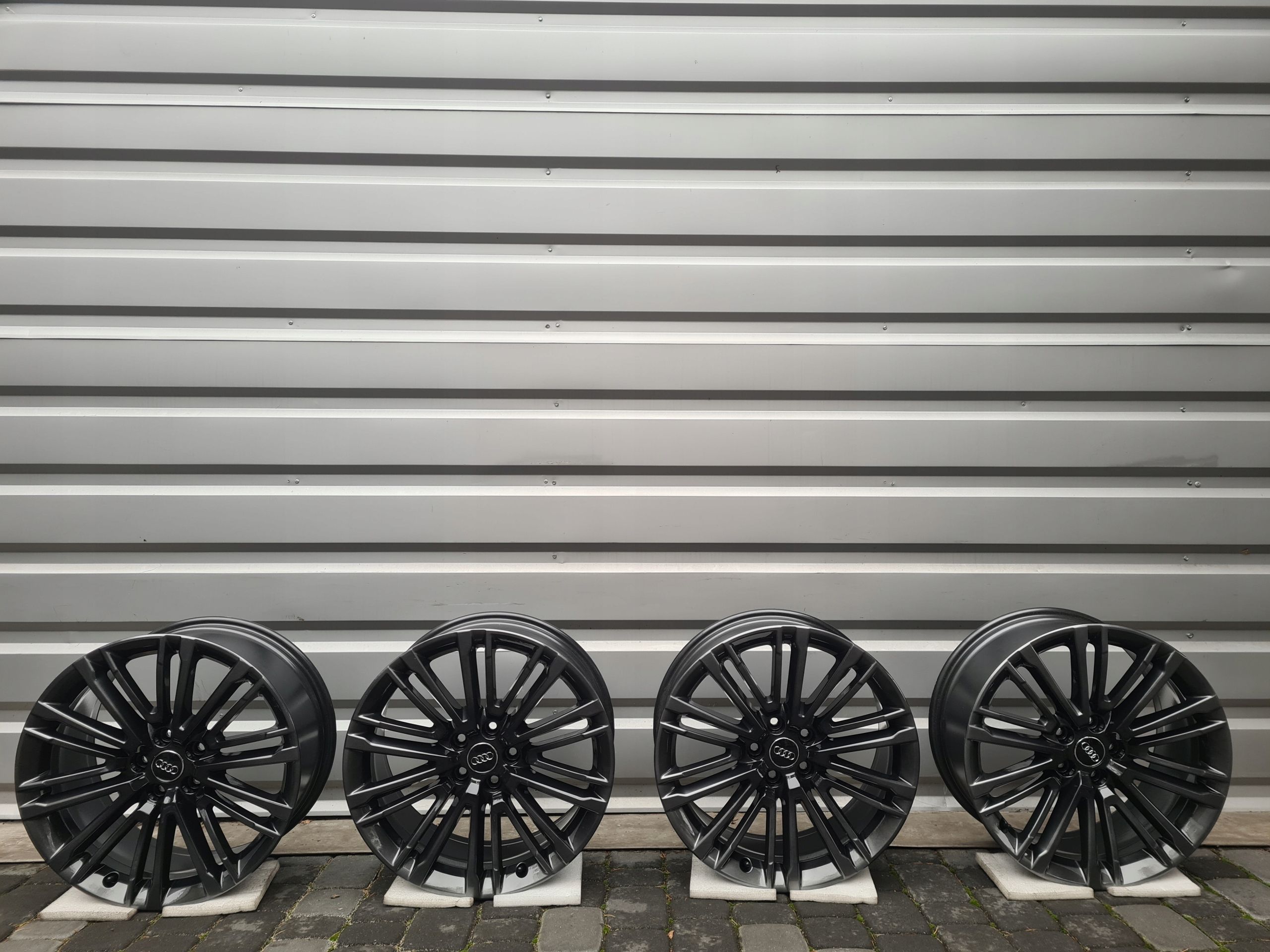 Oryginalne Felgi Audi 19 A3 A4 A6 A7 A8 Q3 Q5 TT
