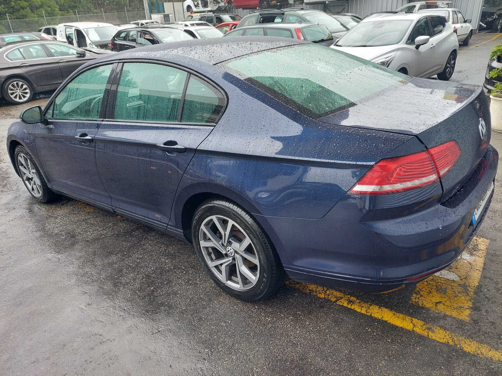 VW Passat B8 Sedan 1.6 TDI 120 cv 2015