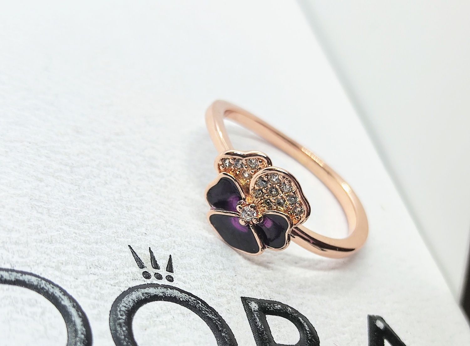 Pierścionek srebro rose gold kwiat bratek rozmiar 16