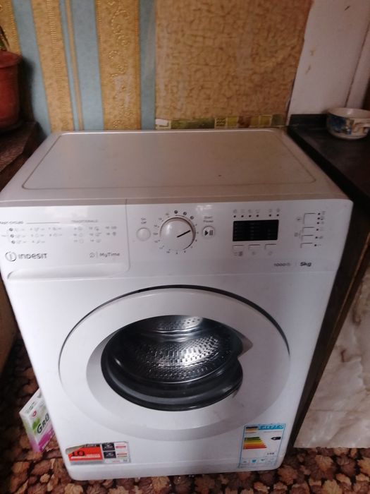 Пральна машина lndesit