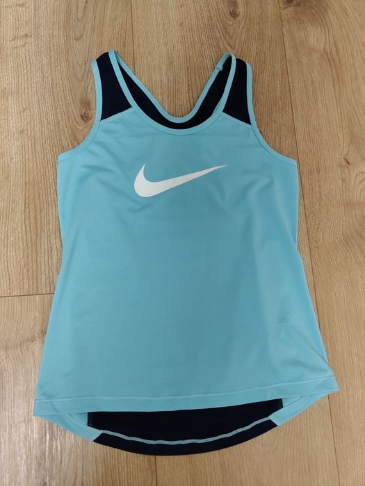 Zestaw sportowy Nike spodnie + koszulka, roz. 146 /152