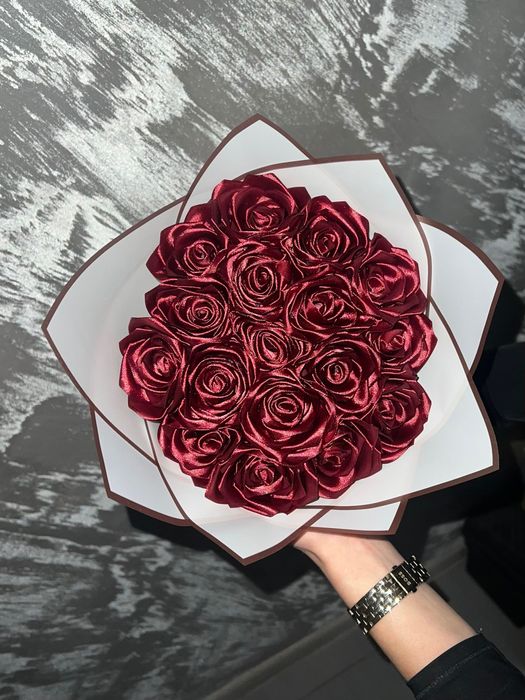 Wieczne róże ze wstążki. Prezent na dzień mamy, dzień kobiet, urodziny