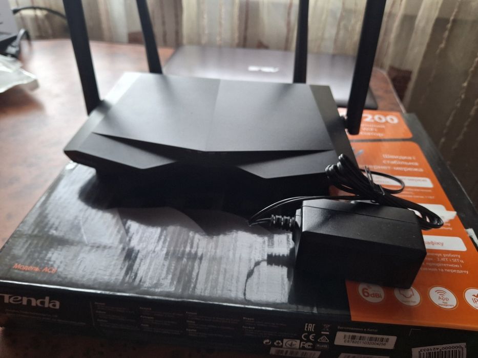 Роутер  Tenda ac6