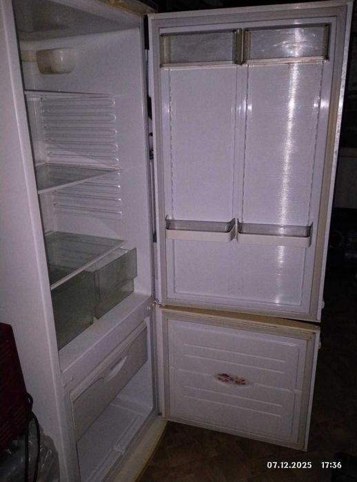 холодильник МІНСК