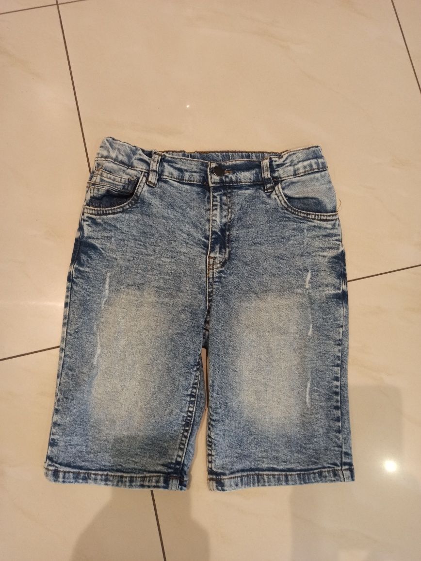 Spodenk / szortyi jeansowe krótkie, rozmiar 146