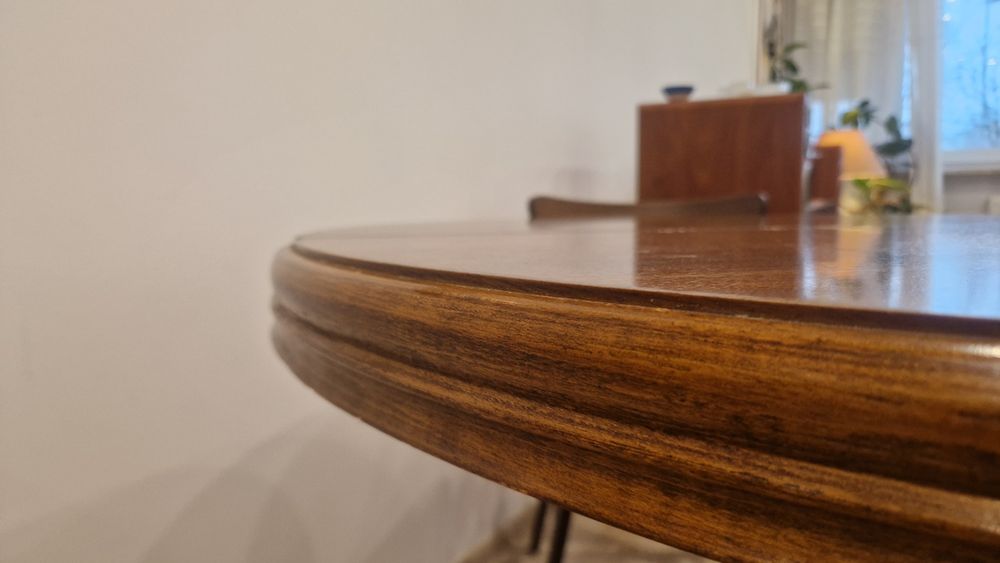 Drewniany stół - okrągły rozkładany piękny