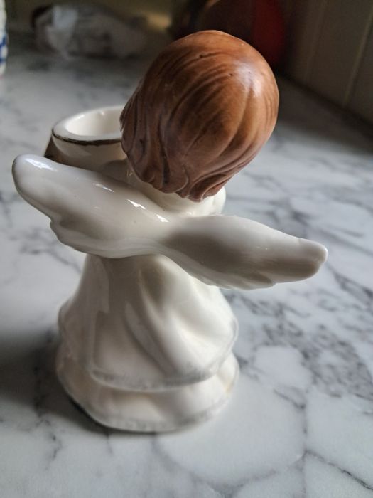 Статуетка ангел-підсвічник