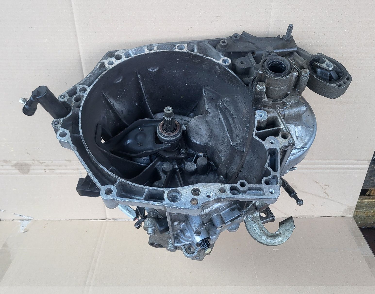 skrzynia 1.2 thp 20et26 c4 cactus peugeot 2008
