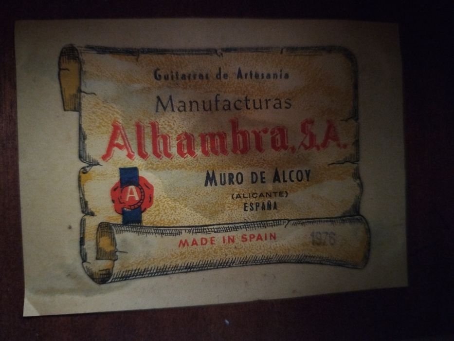 Guitarra clássica Alhambra 1976