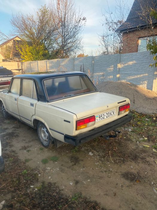 Продаж ВАЗ 2105 на повному ходу