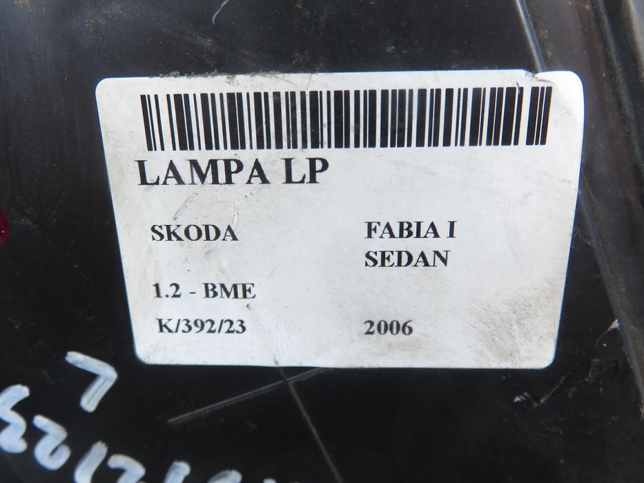 Lampa Lewa Przednia Skoda Fabia I Lift Ciemna
