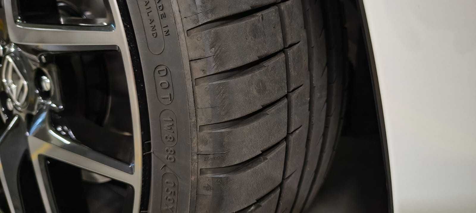 Opony Michelin Pilot Sport 4 235/40/18 - stan idealny, jak nowe.