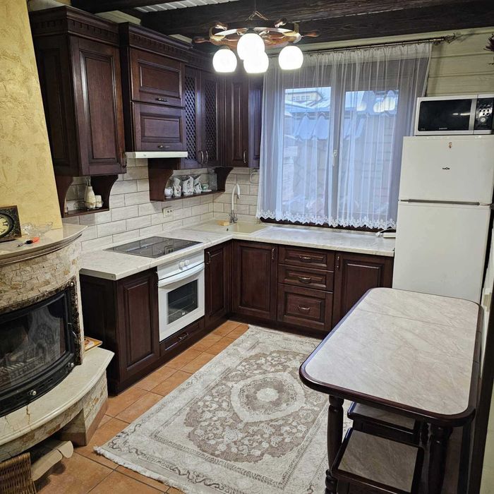 Оренда. Будинок. Басейн Сауна Паркінг Комунальні ВКЛЮЧЕНО У ВАРТІСТЬ!