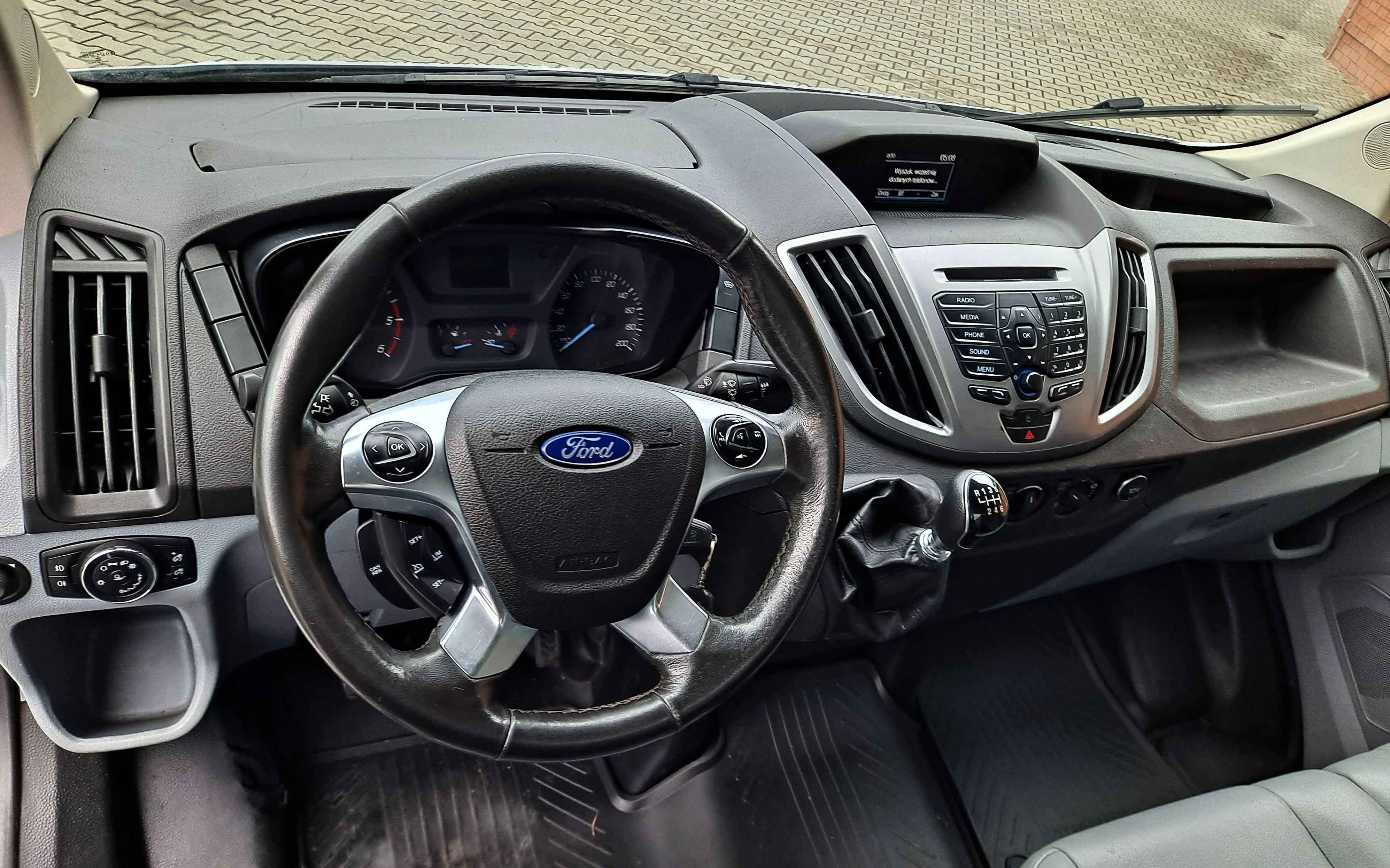 Ford TRANSIT 19r +F.VAT 23% klima GWARANCJA 130tys skrzynia LEASING