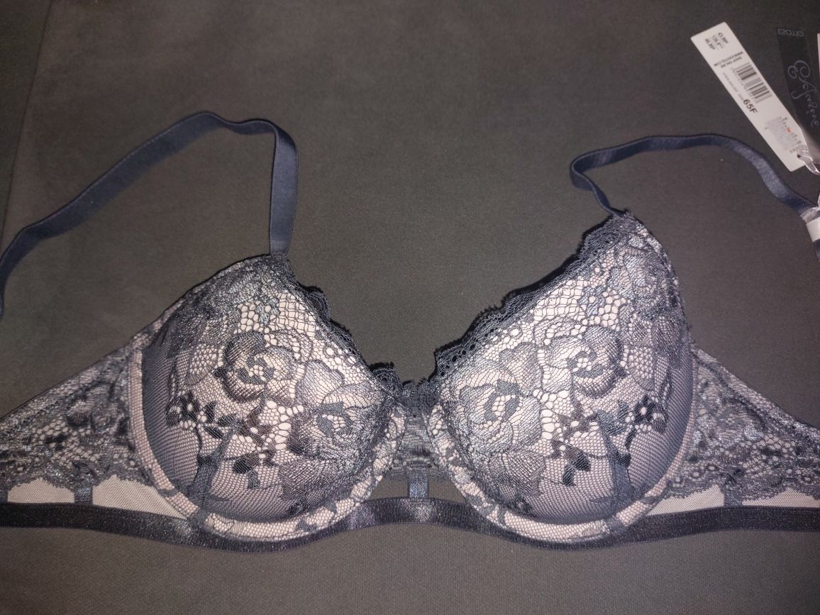 Biustonosz push up 65F Esotiq NOWY