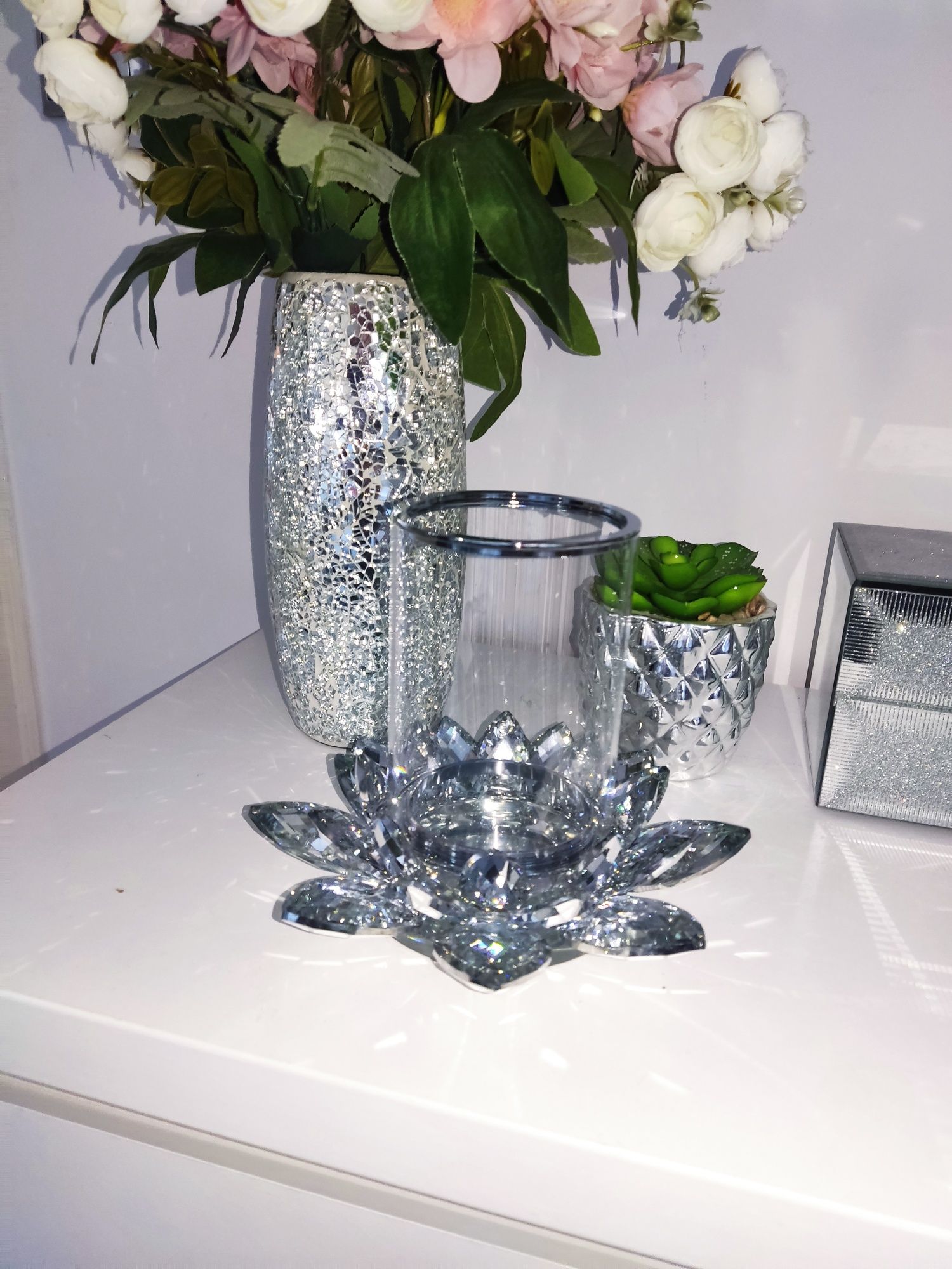 Duży świecznik srebrny kwiat lotosu kryształowy Glamour nowy