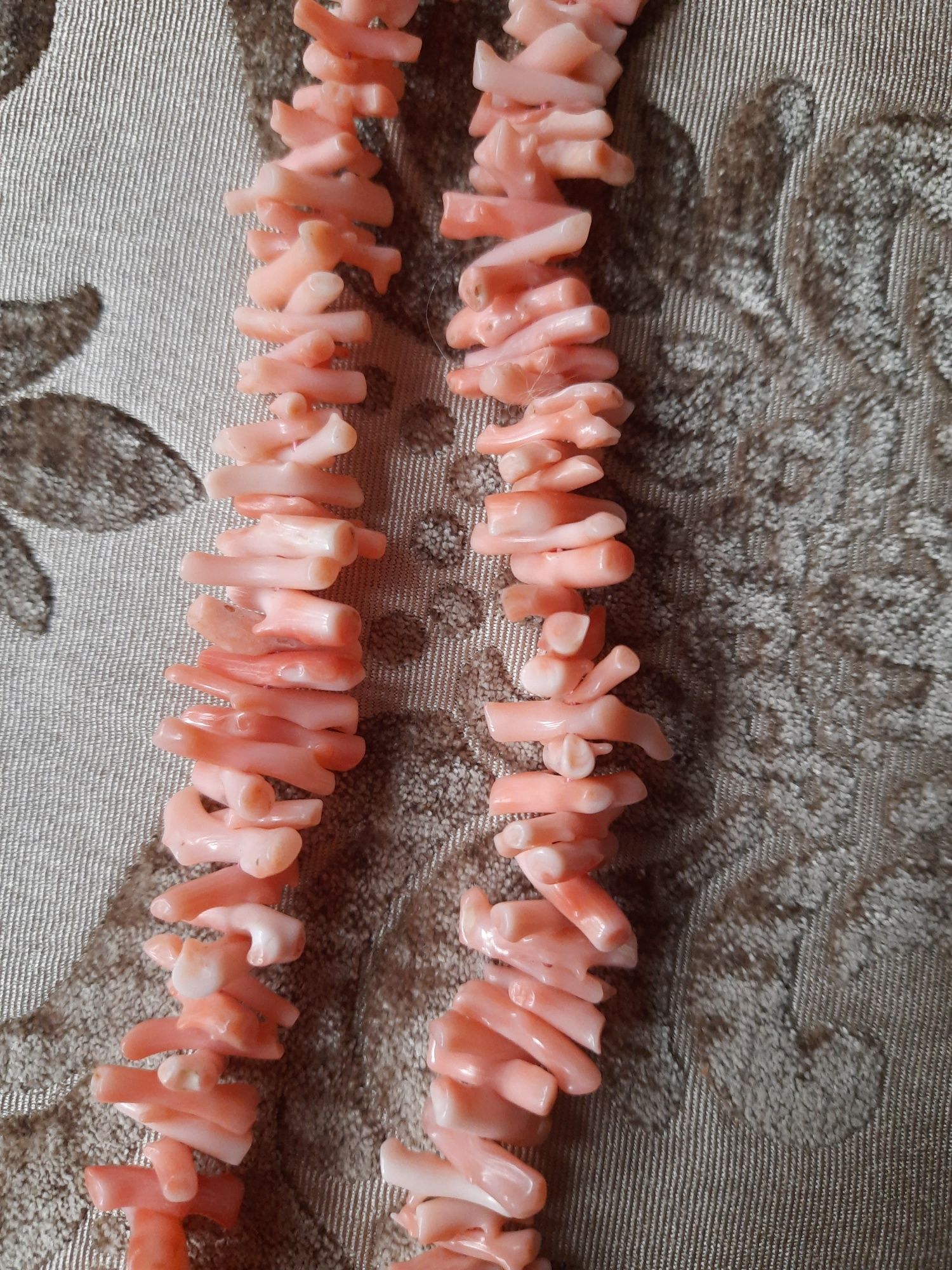 Naszyjnik z różowych korali